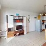 Face Au Port De Gilles Croix De Vie * סן-ז'יל-קרואה-דה-וי