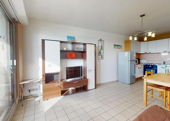 Face Au Port De Gilles Croix De Vie * Saint Gilles Croix de vie