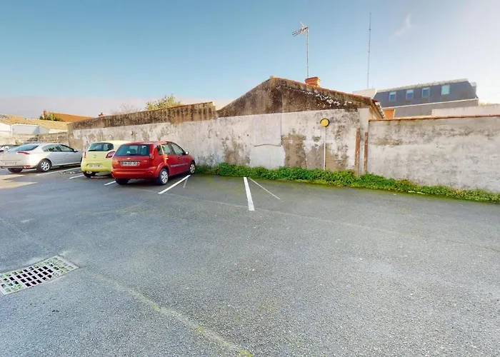 Face Au Port De Gilles Croix De Vie * Saint Gilles Croix de vie